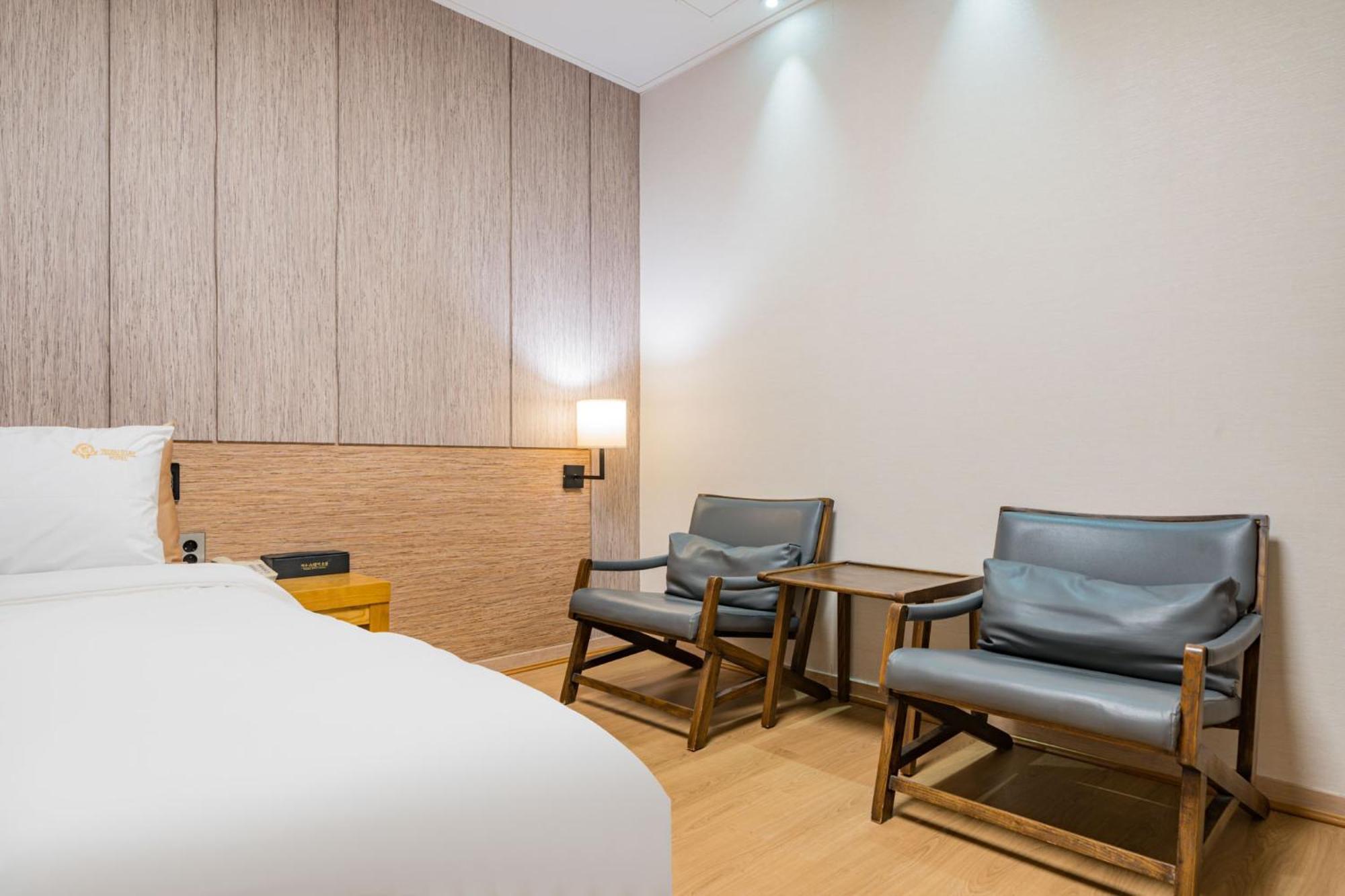 Yeosu Stay Hotel Phòng bức ảnh