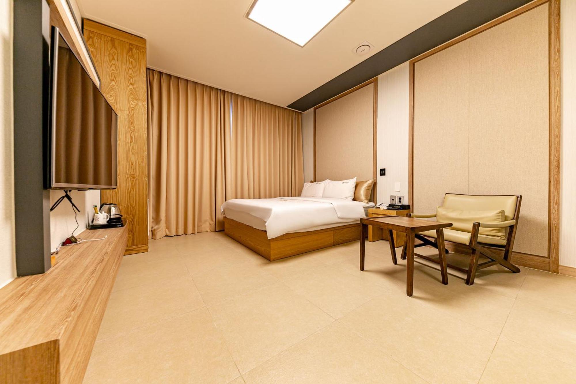 Yeosu Stay Hotel Phòng bức ảnh
